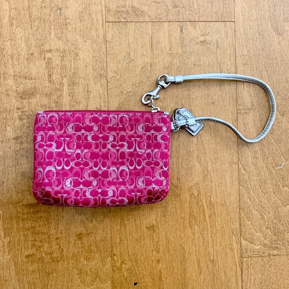 Coach wristlet - Picture 1 of 3